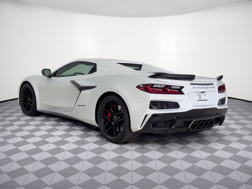 Used 2026 Chevrolet Corvette Z06 RWD image 3
