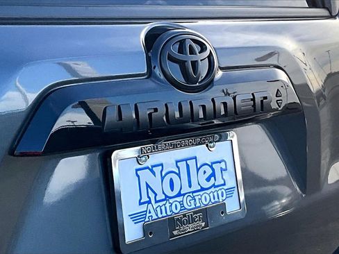 Used 2019 Toyota 4Runner Limited image 8