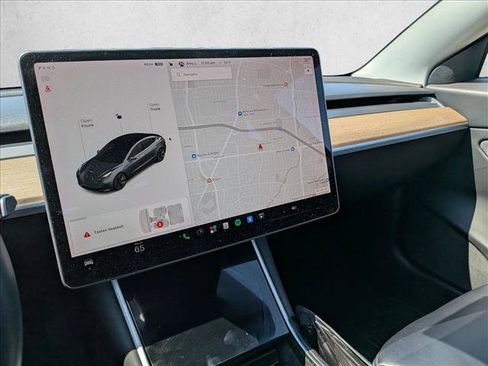 Used 2019 Tesla Model 3 Standard Range Plus RWD image 12
