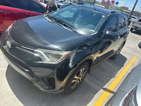 Used 2018 Toyota RAV4 LE w/ Carpet Mat Package FWD image 1
