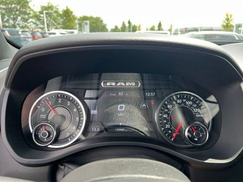Used 2025 RAM 1500 Big Horn AWD/4WD image 12
