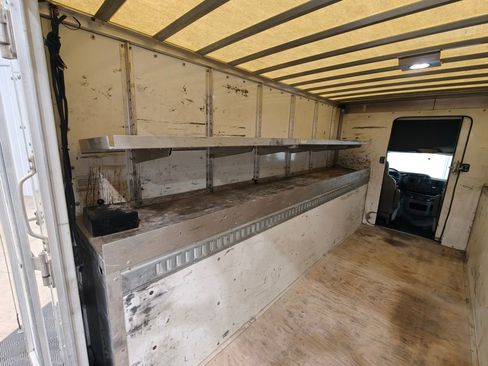 Used 2016 Ford E-350 and Econoline 350 Super Duty w/ Power Windows & Locks Group image 35
