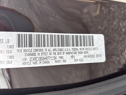 Used 2017 Chrysler Pacifica Touring-L image 28