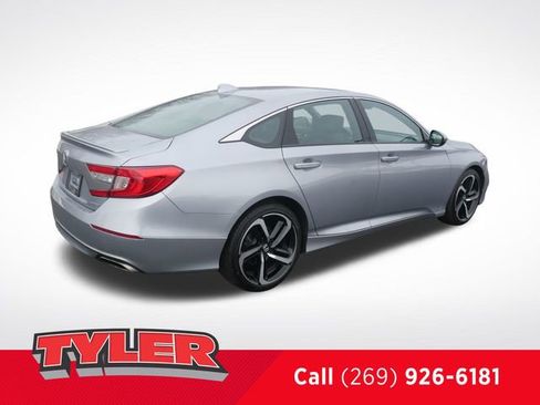 Used 2020 Honda Accord Sport image 8