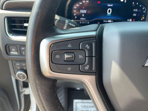 Used 2022 Chevrolet Tahoe Z71 w/ Z71 Off-Road Package AWD/4WD image 22