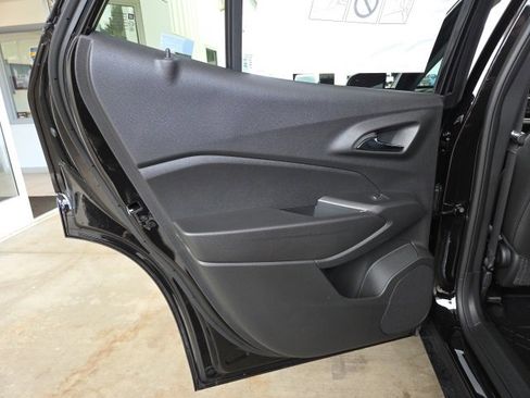 New 2026 Chevrolet Trax LT w/ Driver Confidence Package image 38
