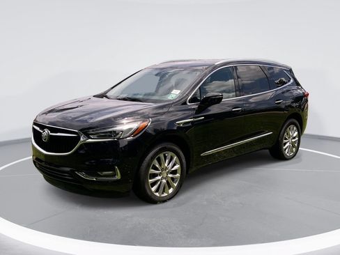 Used 2021 Buick Enclave Essence w/ Sound and Sites Package FWD image 1