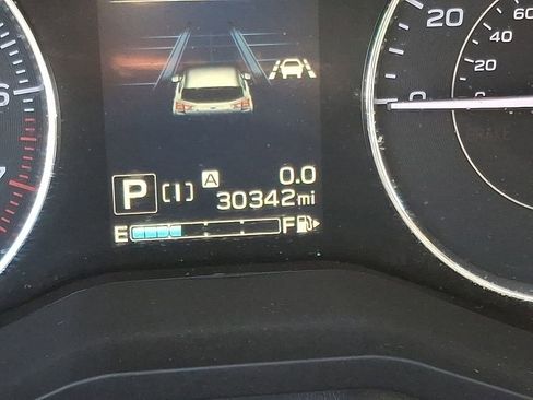 Used 2021 Subaru Impreza 2.0i Limited image 23