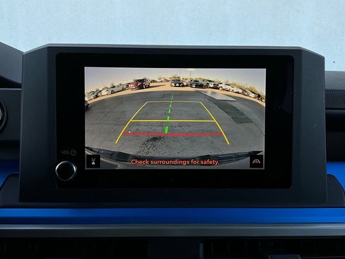 Used 2025 Toyota Tacoma TRD Off-Road image 31