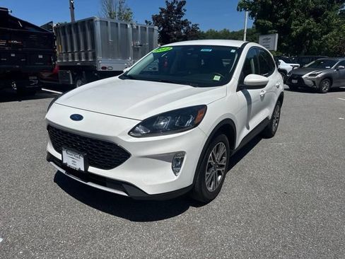 Used 2022 Ford Escape SEL w/ Technology Package AWD/4WD image 1