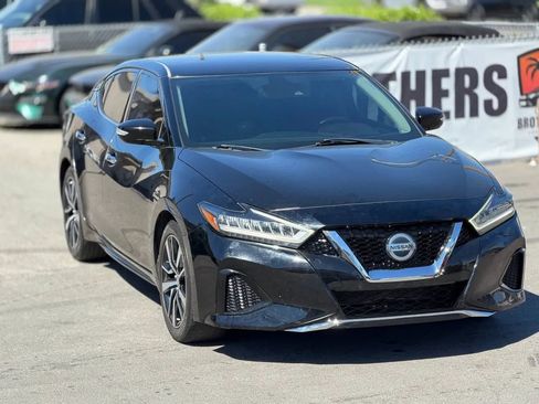 Used 2021 Nissan Maxima 3.5 SV w/ Floor Mat Group FWD image 2