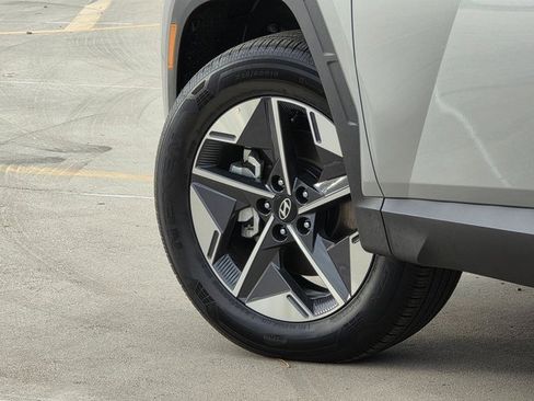 New 2025 Hyundai Tucson SEL image 8