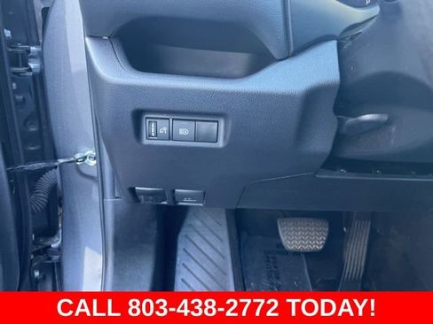 Used 2024 Toyota RAV4 XLE FWD image 30