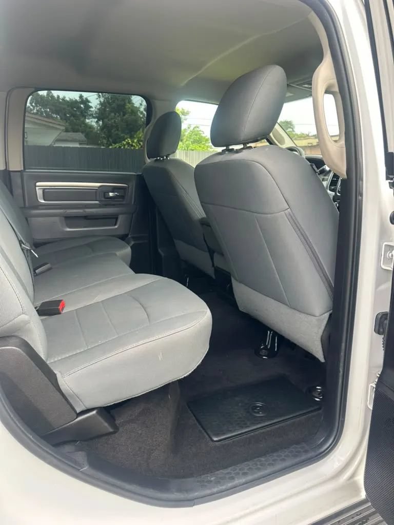 Used 2017 RAM 2500 SLT AWD/4WD image 14