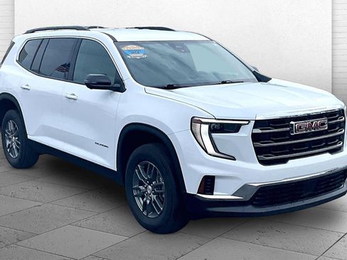 Used 2025 GMC Acadia Elevation FWD image 1