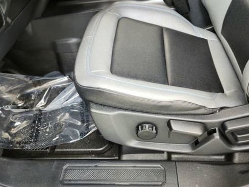 Used 2023 Ford Bronco Black Diamond image 32