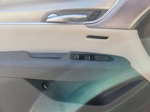 Certified 2023 Cadillac XT5 Premium Luxury image 17