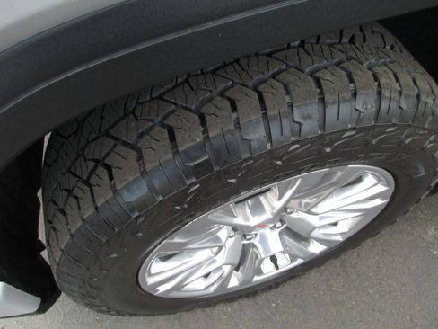 Used 2022 GMC Sierra 1500 Denali image 12