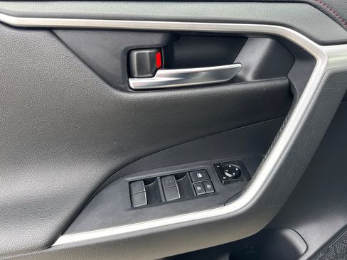 Certified 2021 Toyota RAV4 XSE AWD/4WD image 10
