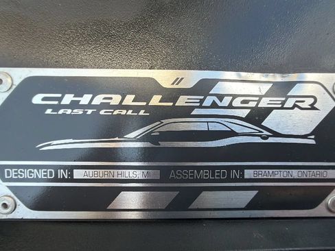 Used 2023 Dodge Challenger R/T RWD image 27