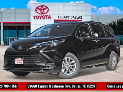 New 2026 Toyota Sienna XLE