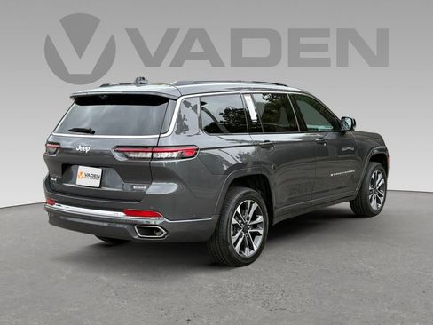New 2025 Jeep Grand Cherokee L Overland w/ Advanced Protech Group III image 24
