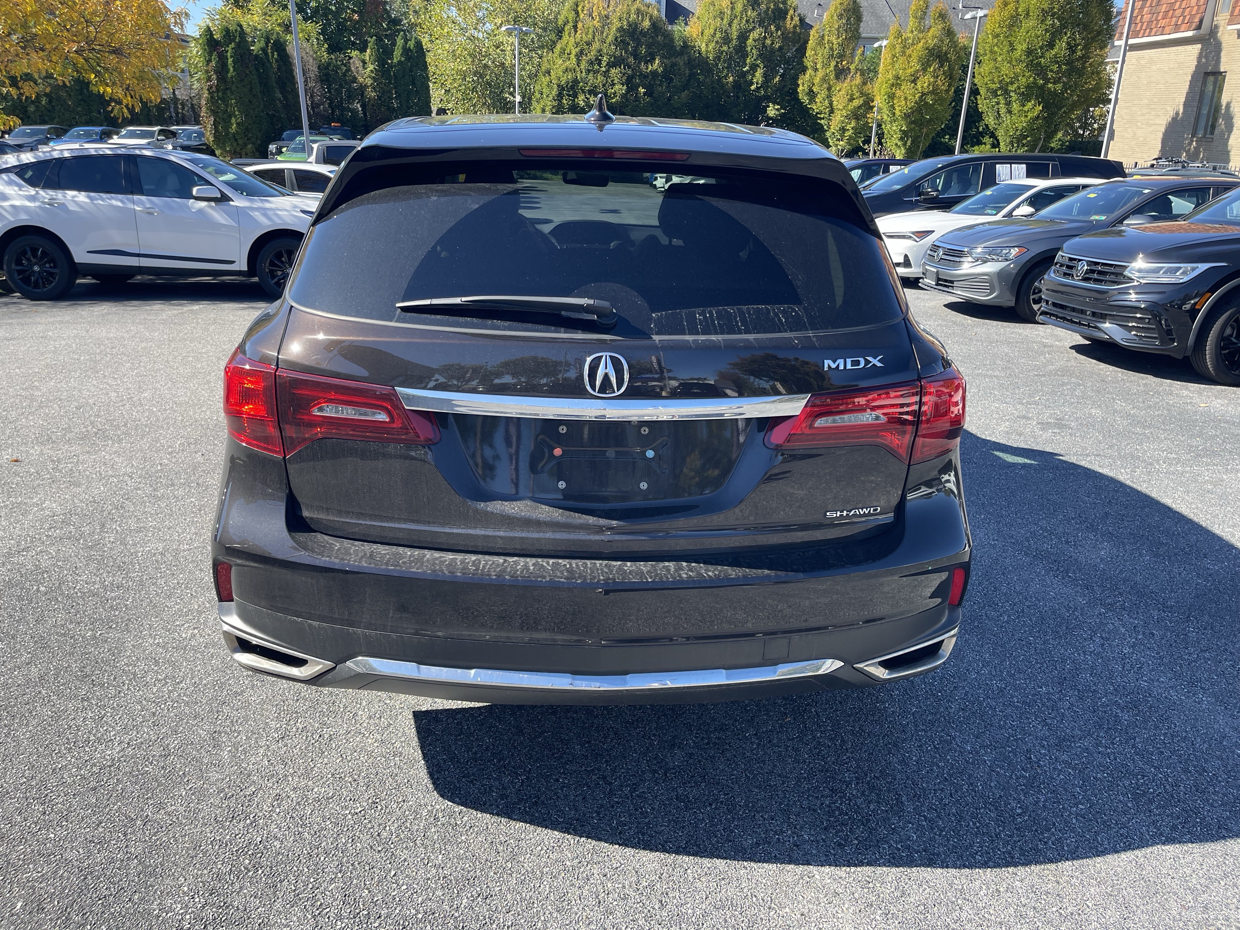 Used 2017 Acura MDX w/ Technology Package AWD/4WD image 6