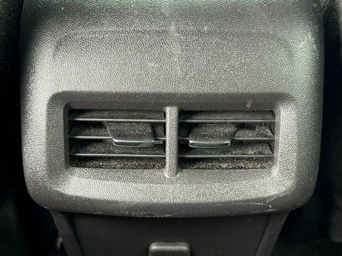 Used 2024 Chevrolet Equinox LT image 20