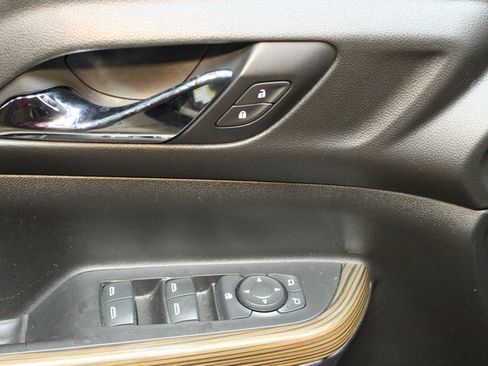 Used 2019 GMC Acadia SLE image 19