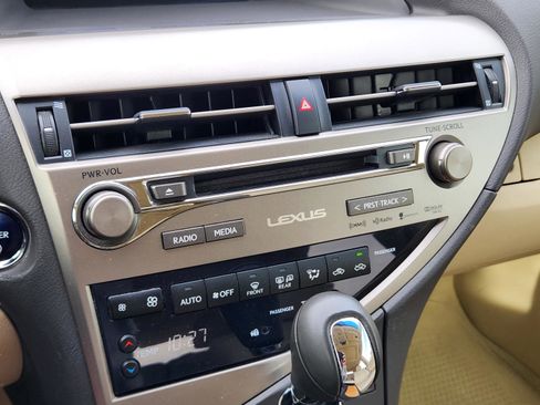 Used 2015 Lexus RX 450h FWD image 12