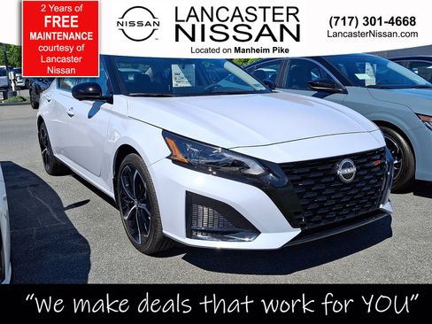 New 2026 Nissan Altima 2.5 SR w/ SR Premium Package AWD/4WD image 1