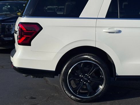 Used 2024 Ford Expedition Limited RWD image 49