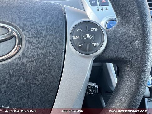 Used 2012 Toyota Prius V Three image 20