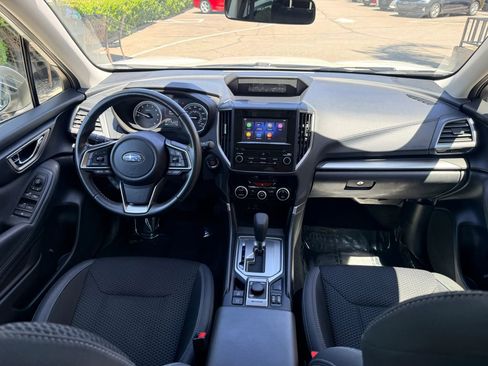 Used 2023 Subaru Forester Premium image 19
