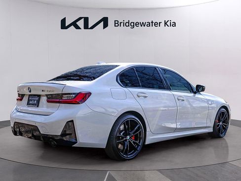 Used 2024 BMW 330i xDrive Sedan w/ M Sport Package AWD/4WD image 7