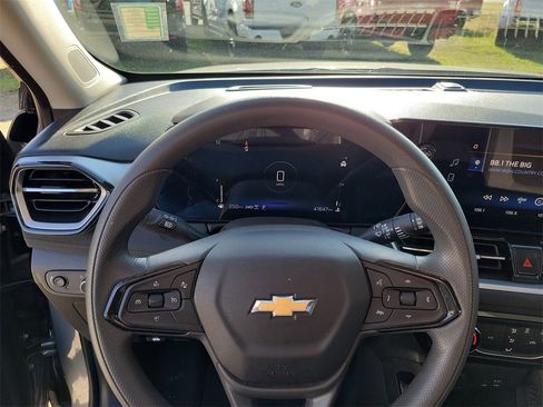 Used 2025 Chevrolet TrailBlazer LT image 19