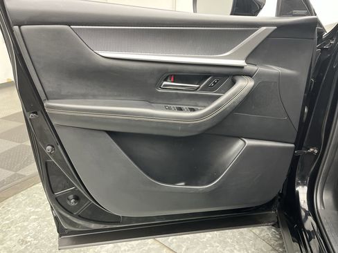 Used 2024 MAZDA CX-90 Plug-In Hybrid w/ Premium Pkg image 8