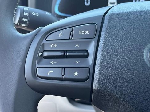 New 2026 Hyundai Venue SEL FWD image 26