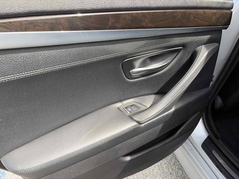Used 2014 BMW 550i Sedan RWD image 12
