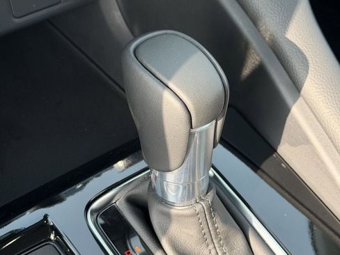 Used 2025 Acura Integra FWD image 20