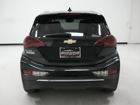 Used 2019 Chevrolet Bolt Premier w/ Infotainment Package image 5