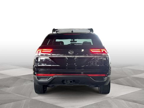 Certified 2023 Volkswagen Atlas Cross Sport SE FWD image 7