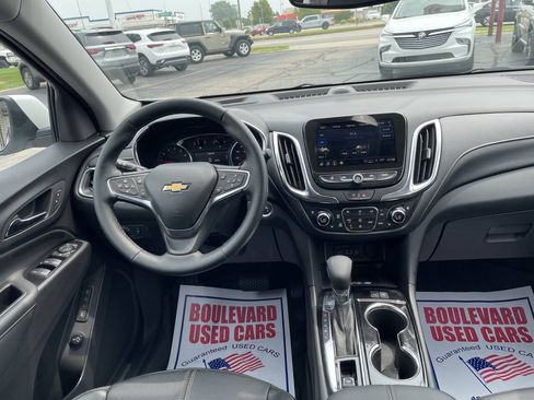 Used 2024 Chevrolet Equinox Premier AWD/4WD image 2