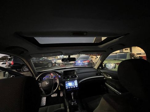 Used 2013 Honda Crosstour EX image 3