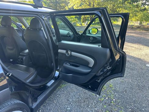 Used 2016 MINI Cooper Clubman image 21
