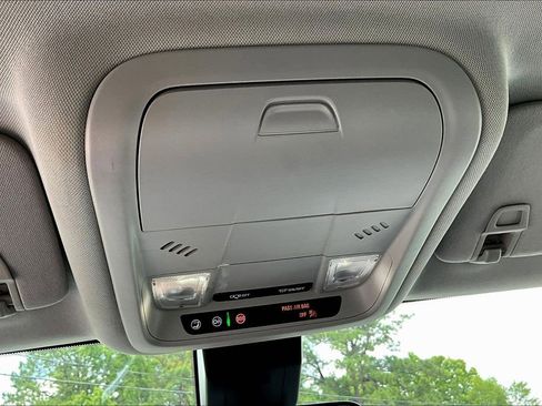 Used 2024 Chevrolet Equinox LT AWD/4WD image 17