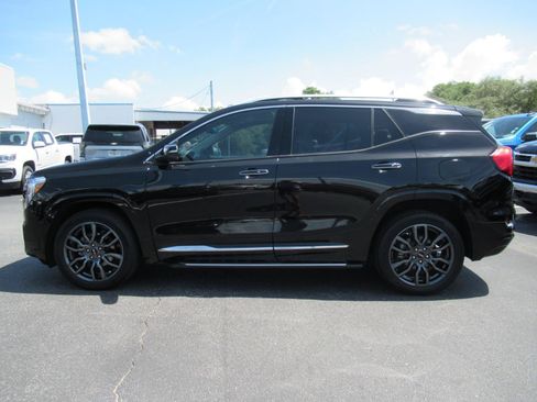 Certified 2024 GMC Terrain Denali w/ Black Diamond Edition AWD/4WD image 2