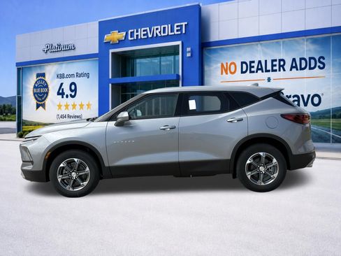 Used 2025 Chevrolet Blazer LT AWD/4WD image 4