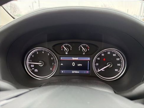 Used 2023 Buick Enclave Essence w/ Sport Touring Edition image 32