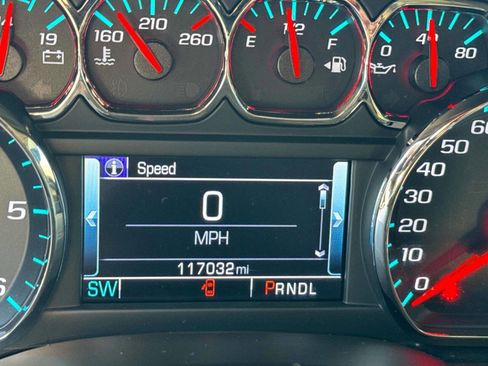 Used 2018 Chevrolet Tahoe LT image 20